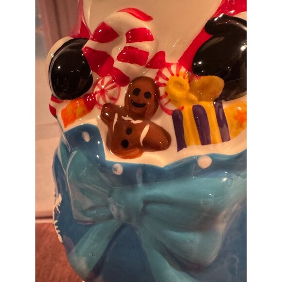 🎄 Temptations Santa & Snowman Tall Lidded Mugs – Perfect for Hot Chocolate! - Picture 10 of 16